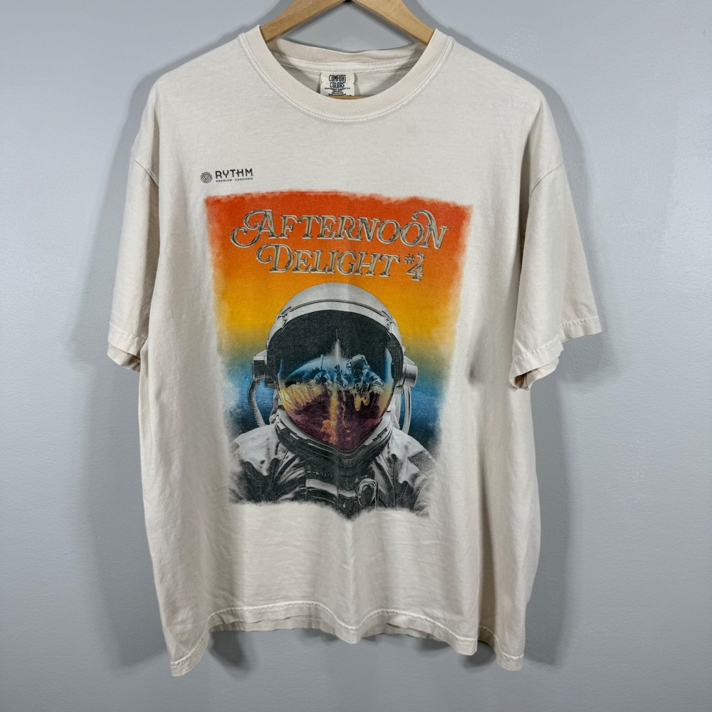Rythm Afternoon Delight #2 Astronaut Graphic T-Shirt Cream - Size XL